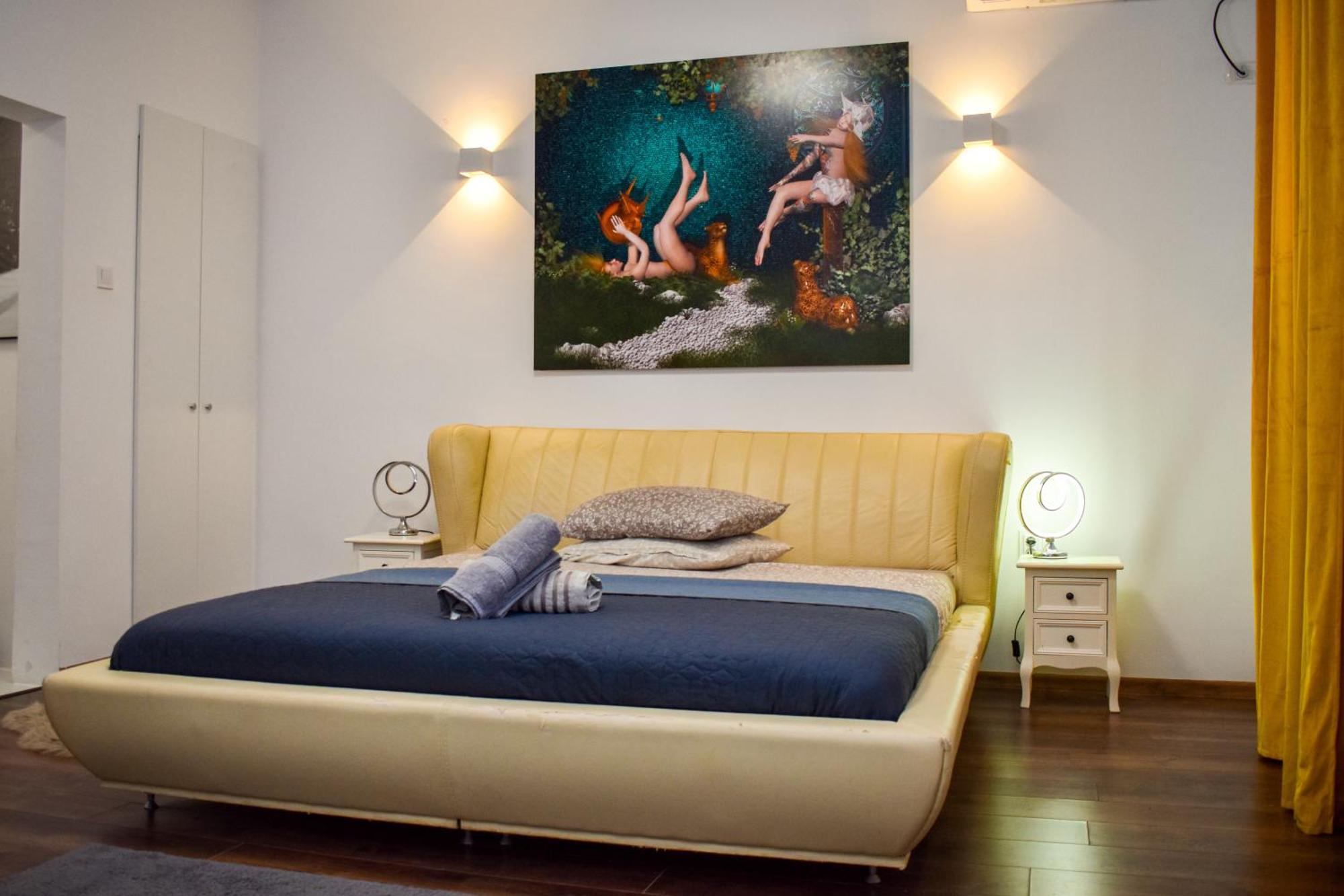 Downtown By Chr Luxury Apartament